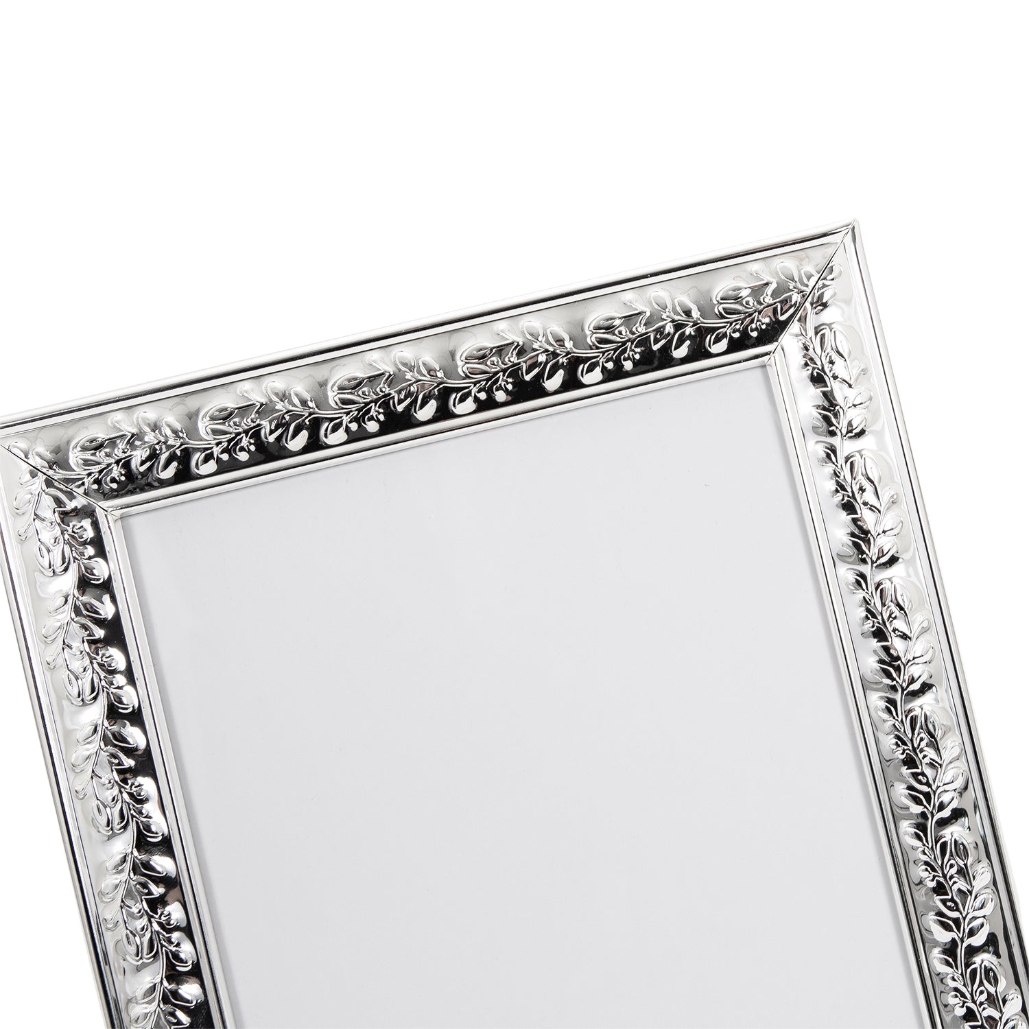 Classic Rectangular Silver Plated Metal 5" x 7" Picture Frame with Floral Border Image 4