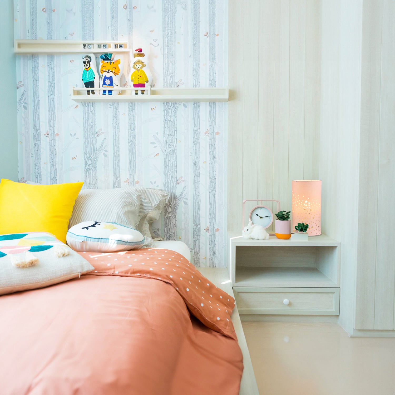 Contemporary Stars Decorated Children/Kids Blush Pink Cotton Bedside Table Light Image 4